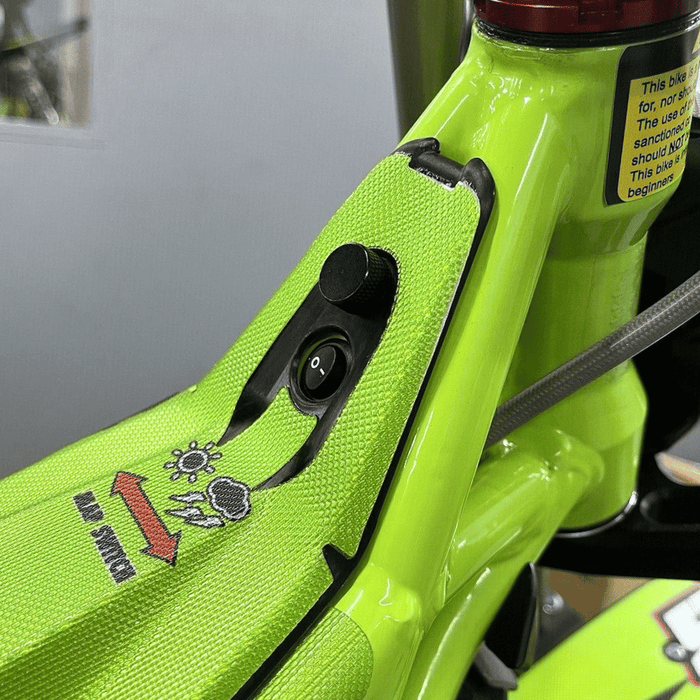 Vertigo Trials Airbox Cover Screw - Road and Trials